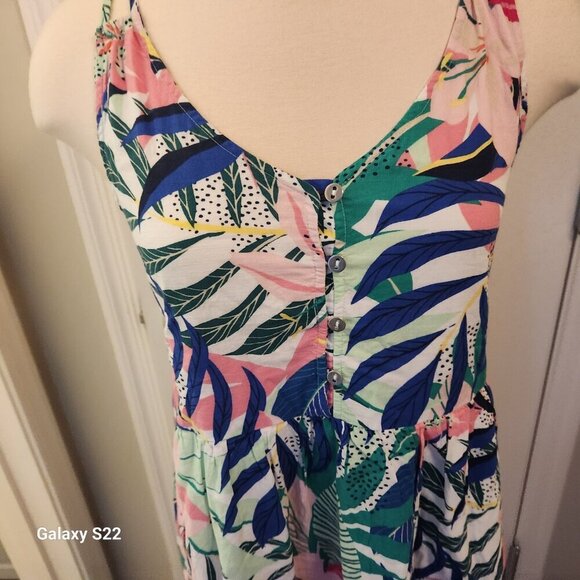 Ann Taylor Loft Floral Midi dress. NWT. Size 2 - Picture 2 of 9